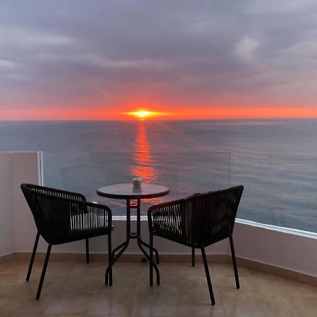Hotel Boutique Milla De Plata Torreguadiaro Εξωτερικό φωτογραφία